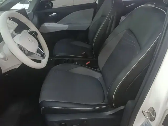 Volkswagen ID.3 — Фото автомобиля 14