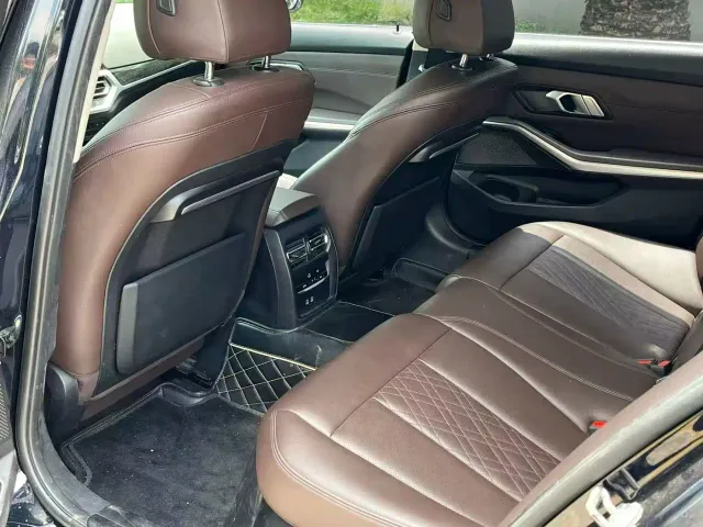 BMW 3 Series — Фото автомобиля 3