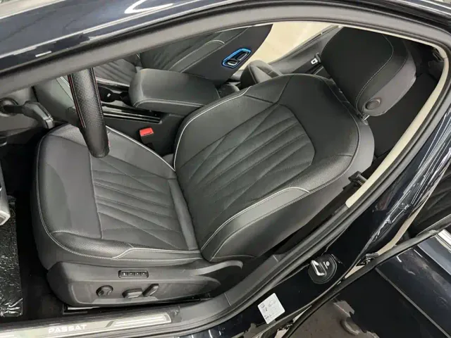 Volkswagen Passat — Фото автомобиля 22