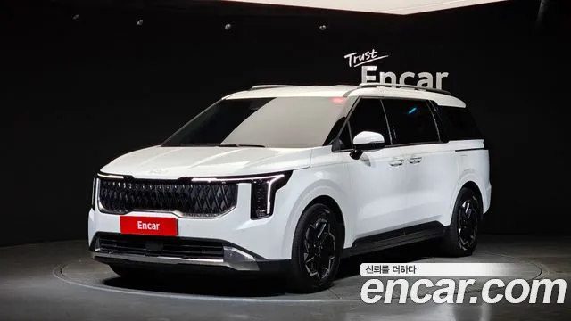 Фотография автомобиля — Kia Carnival Generation 4