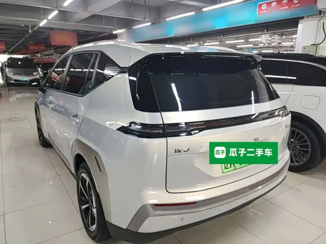 GAC Aion Y — Фото автомобиля 22