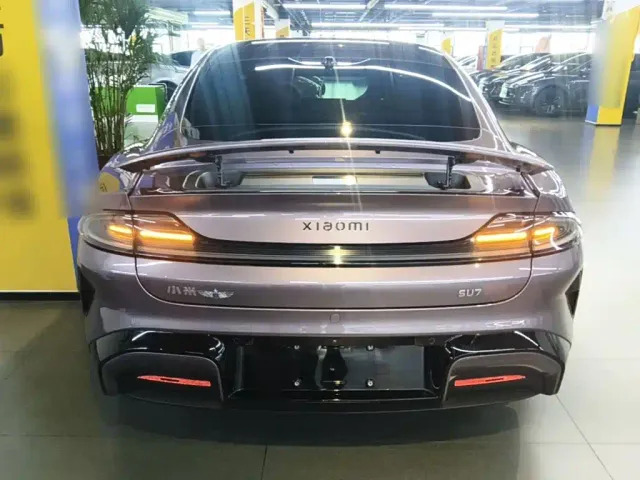 Xiaomi SU7 — Фото автомобиля 5