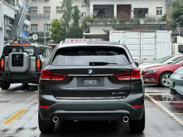 BMW X1 — Фото автомобиля 8