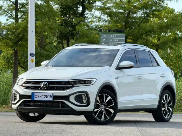 Фотография автомобиля — Volkswagen T-Roc