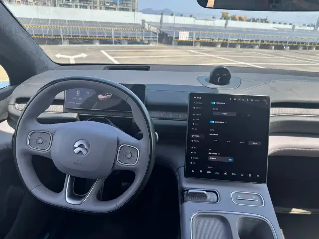 Nio EC6 — Фото автомобиля 7