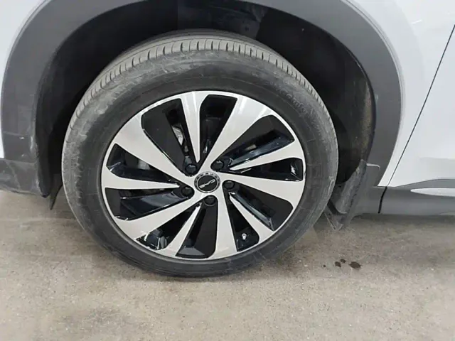 BYD Song PLUS — Фото автомобиля 22