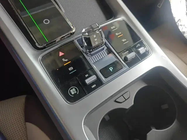 BYD Seal 07 DM-i — Фото автомобиля 9