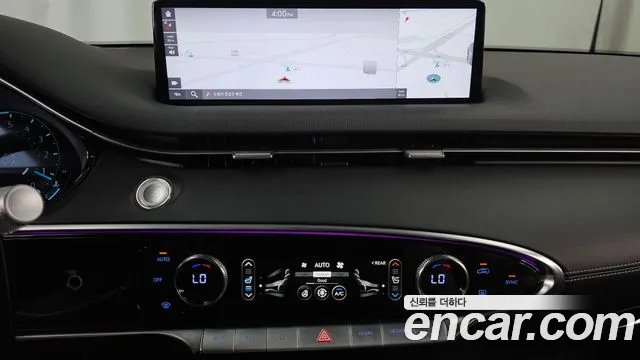 Genesis GV70 — Фото автомобиля 14