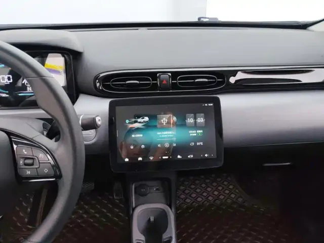 Leapmotor T03 — Фото автомобиля 13