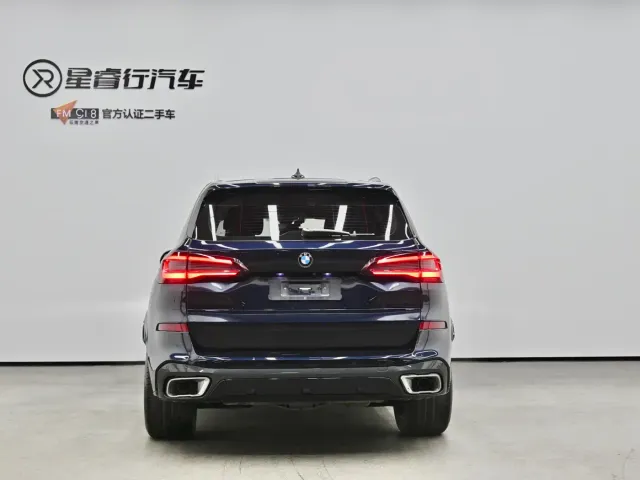 BMW X5 — Фото автомобиля 4