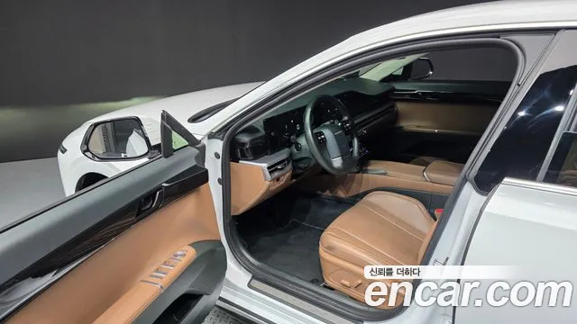 Hyundai Grandeur GN7 — Фото автомобиля 10