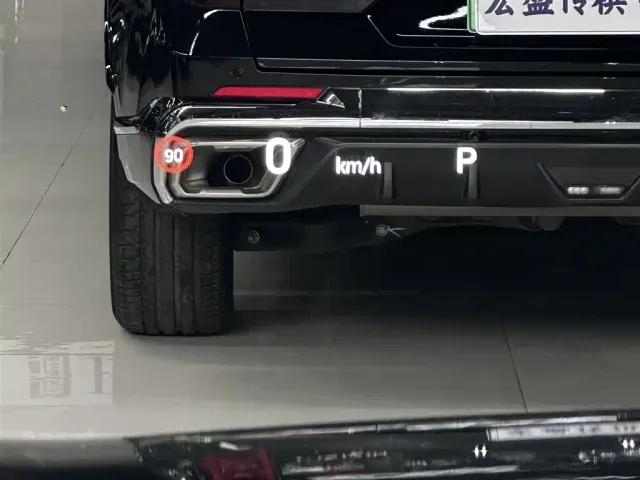 GAC Trumpchi GS8 — Фото автомобиля 13