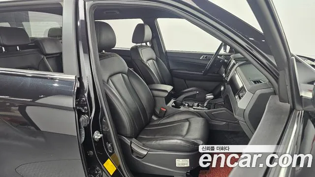 KG_Mobility_Ssangyong Rexton Новый Rexton Sport Khan Дизель 2.2 4WD — Фото автомобиля 11