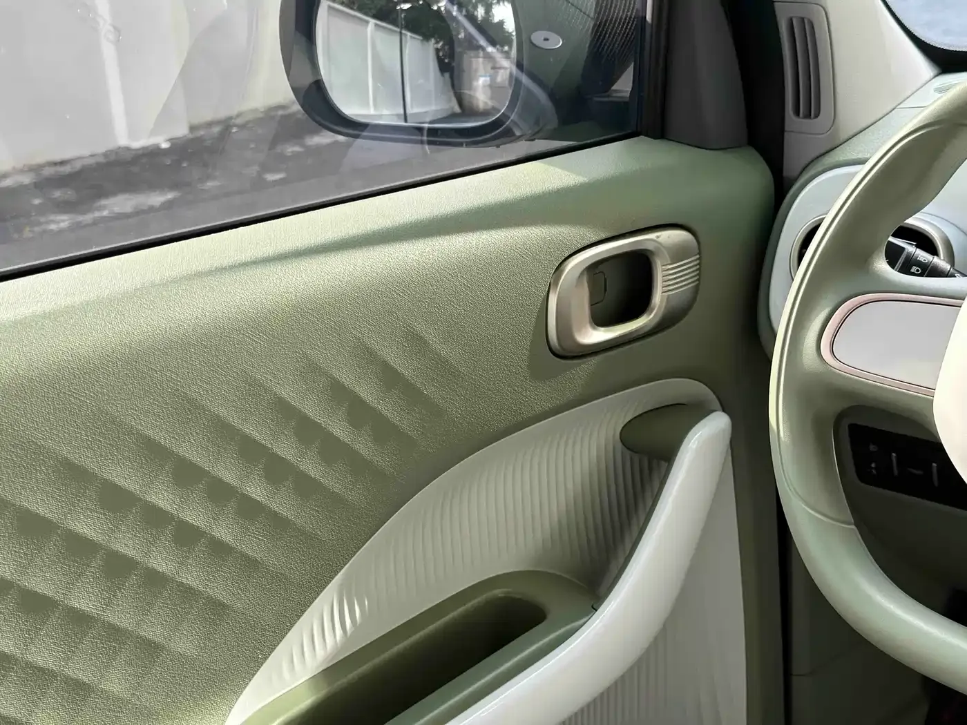 Geely Galaxy Panda 2025 Model Year 210km Panda Knight — Фото автомобиля 15