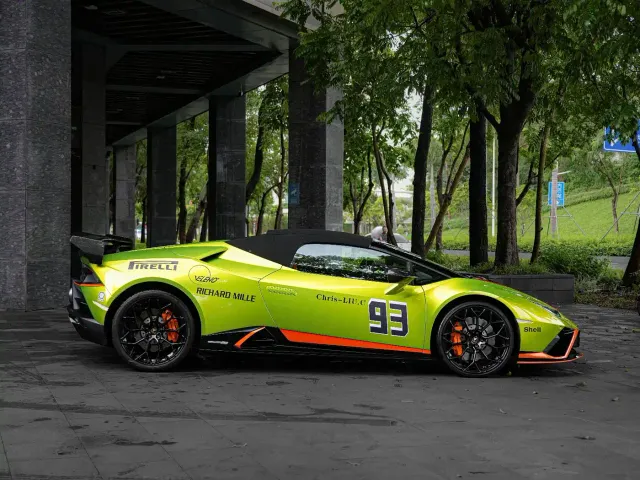 Lamborghini Huracan — Фото автомобиля 7