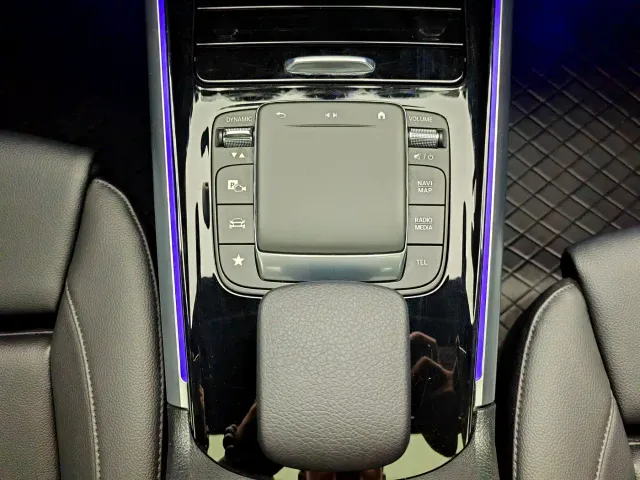Mercedes-Benz GLA-Class — Фото автомобиля 12