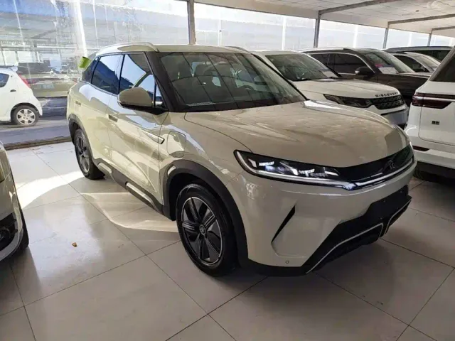 BYD Yuan UP — Фото автомобиля 3