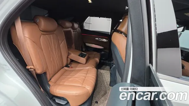 Genesis GV70 — Фото автомобиля 17