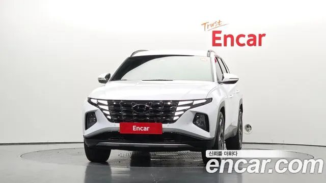 Hyundai Tucson Tucson (NX4) Бензин 1.6 турбо 2WD — Фото автомобиля 3