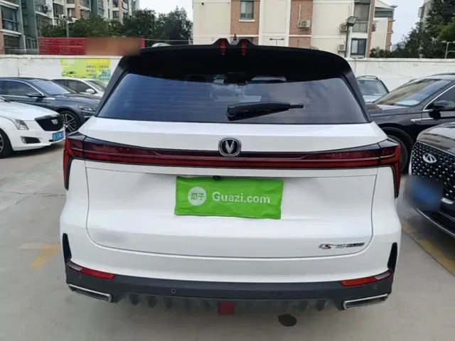 Changan CS75 Plus — Фото автомобиля 5