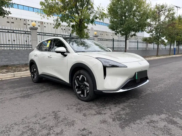 Baojun Yunhai — Фото автомобиля 3