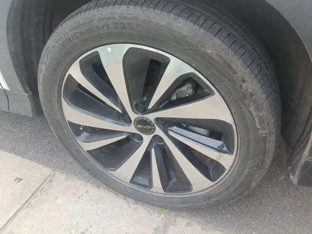 BYD Song PLUS — Фото автомобиля 6