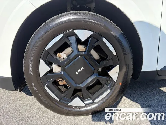 Kia Carnival 4th Gen — Фото автомобиля 5