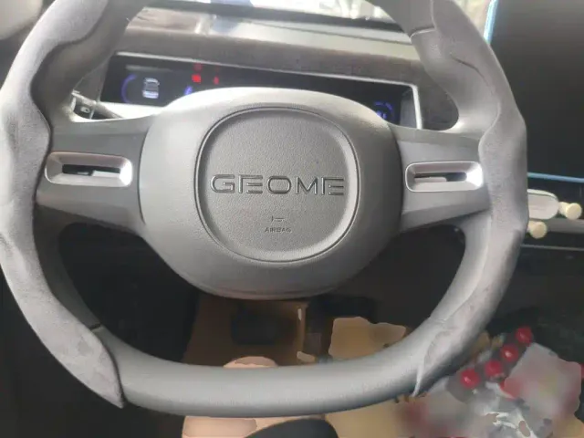 Geely Panda — Фото автомобиля 6