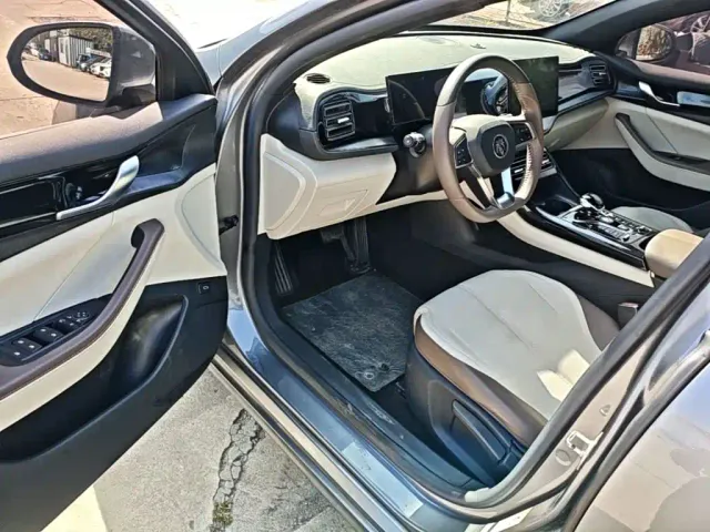 BYD Qin PLUS — Фото автомобиля 15