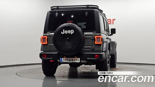 Jeep Wrangler JL — Фото автомобиля 3