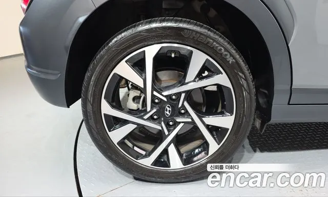 Hyundai Kona — Фото автомобиля 5