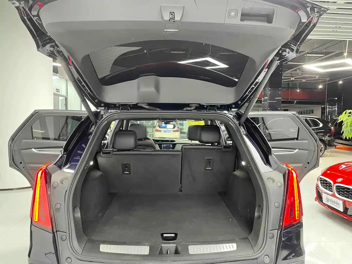 Cadillac Cadillac XT5 2022 2.0T 2WD Luxury — Фото автомобиля 18
