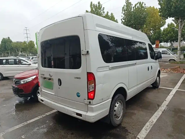 Maxus Xintu V80 — Фото автомобиля 6