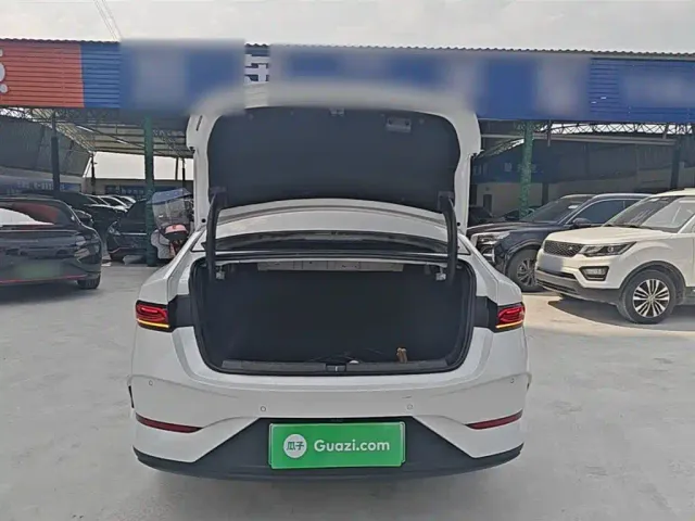 BYD Qin PLUS — Фото автомобиля 18