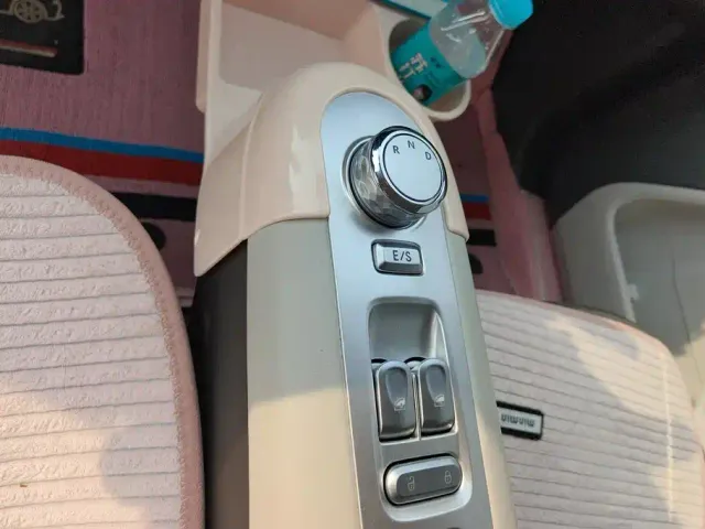 Changan Lumin — Фото автомобиля 16