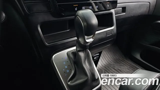 Hyundai Staria Staria Карго 3 места — Фото автомобиля 9