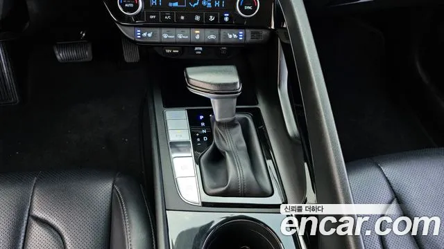 Hyundai AVANTE Новый Avante (CN7) — Фото автомобиля 9