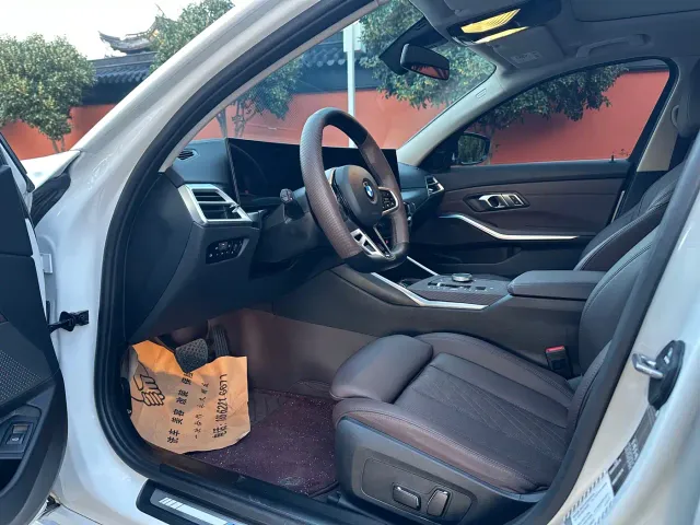 BMW 3 Series — Фото автомобиля 8