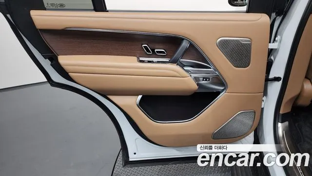 Land Rover Range Rover — Фото автомобиля 20
