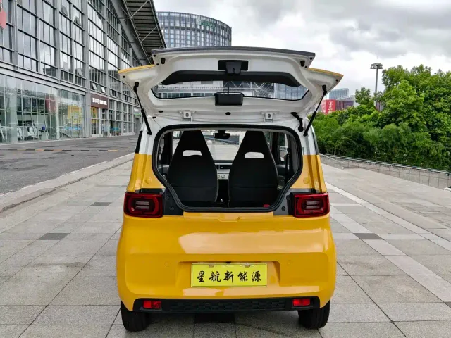 Wuling Hongguang Mini EV — Фото автомобиля 10