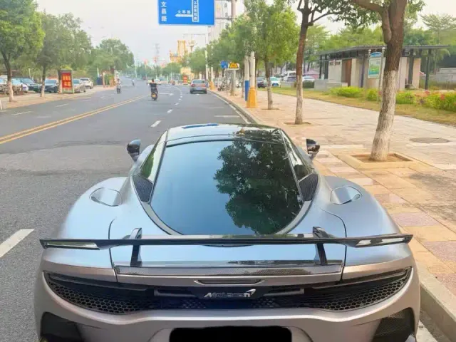 McLaren GT — Фото автомобиля 8