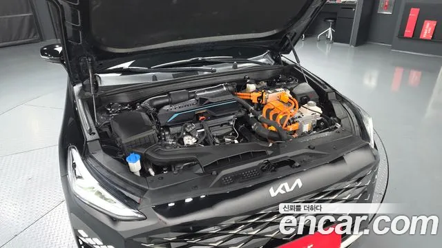 Kia K8 Hybrid — Фото автомобиля 6