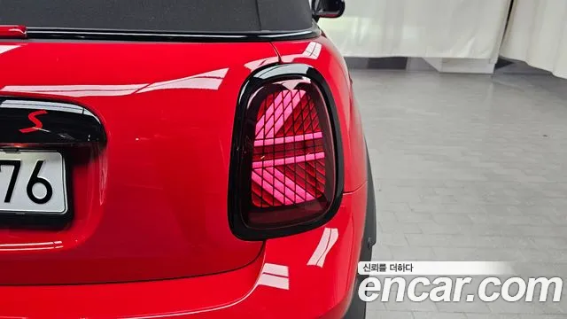 Mini Cooper Convertible — Фото автомобиля 20