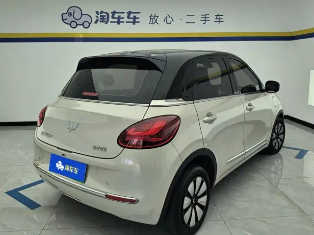 Wuling Bingo — Фото автомобиля 3