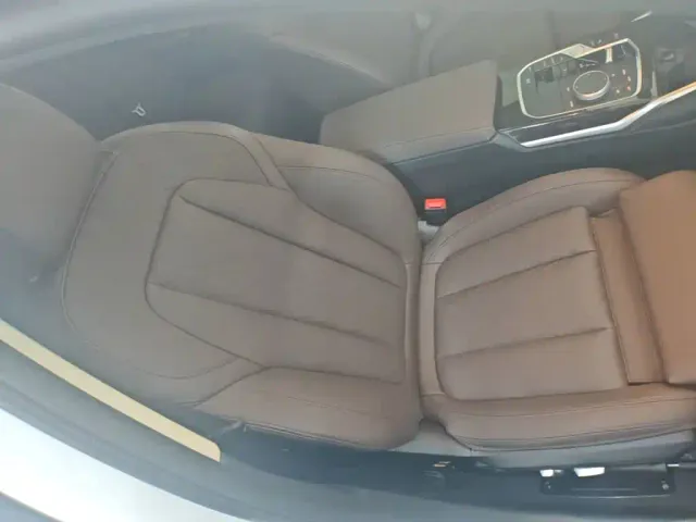 BMW 3 Series — Фото автомобиля 24