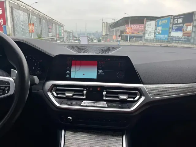 BMW 3 Series — Фото автомобиля 23