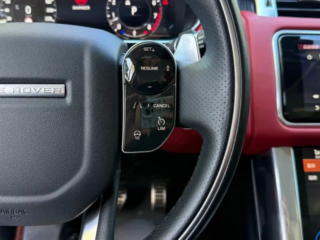 Land Rover Range Rover Sport — Фото автомобиля 5
