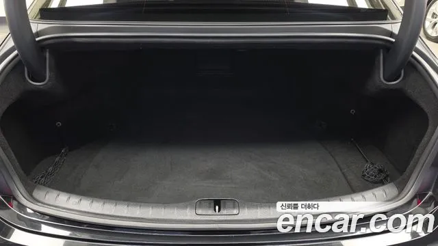 Genesis G80 RG3 — Фото автомобиля 30