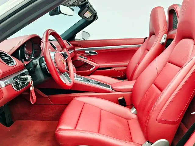 Porsche 718 — Фото автомобиля 13