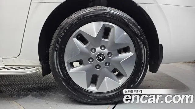 Hyundai Staria — Фото автомобиля 6